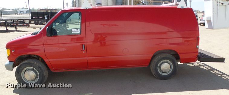image for item DH4880 1998 Ford Econoline E350  bucket van