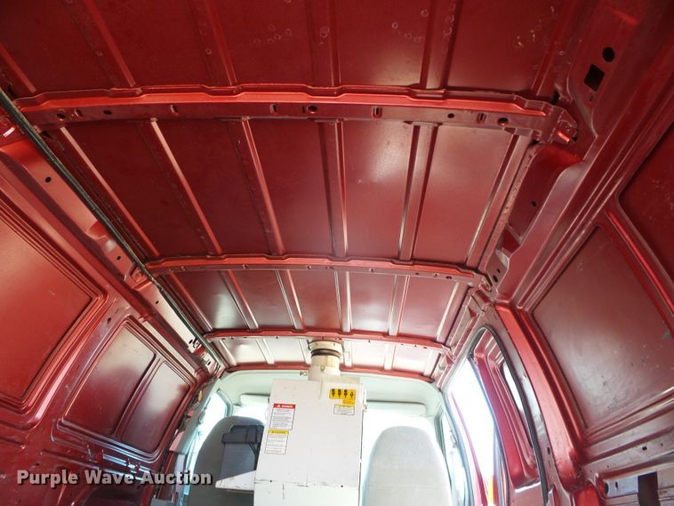 image for item DH4880 1998 Ford Econoline E350  bucket van