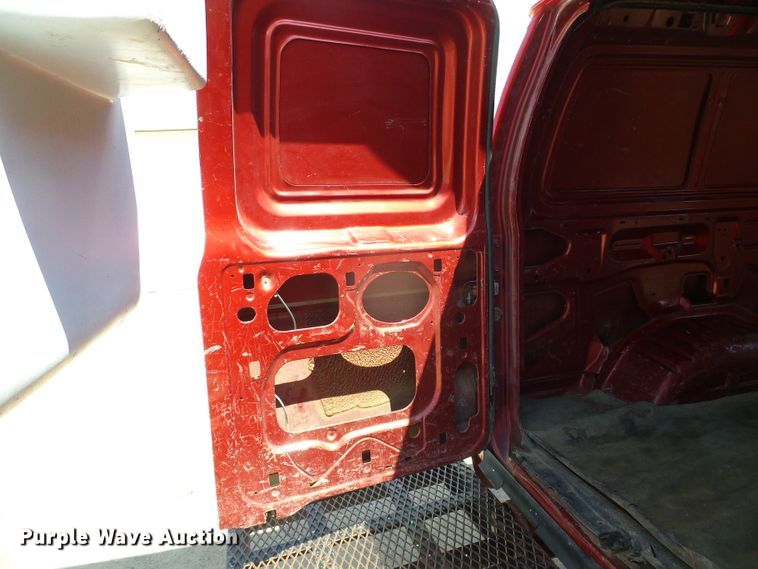 image for item DH4880 1998 Ford Econoline E350  bucket van