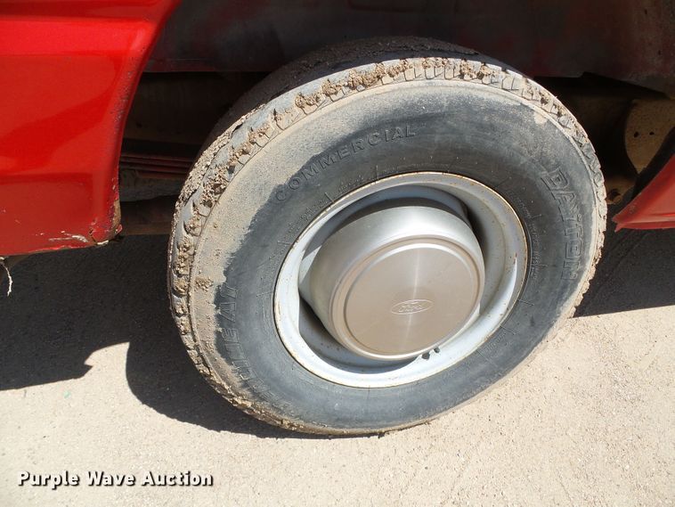 image for item DH4880 1998 Ford Econoline E350  bucket van