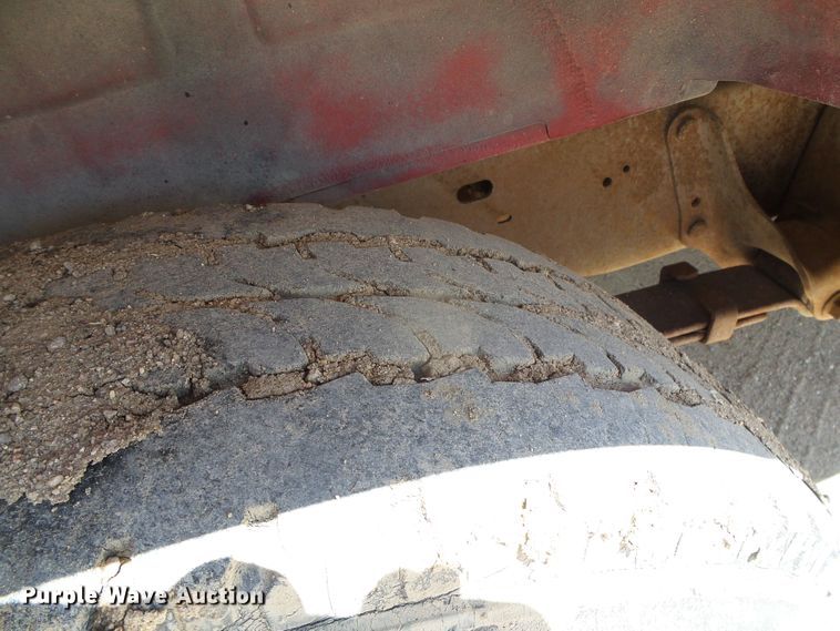 image for item DH4880 1998 Ford Econoline E350  bucket van