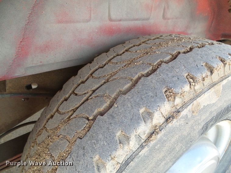 image for item DH4880 1998 Ford Econoline E350  bucket van