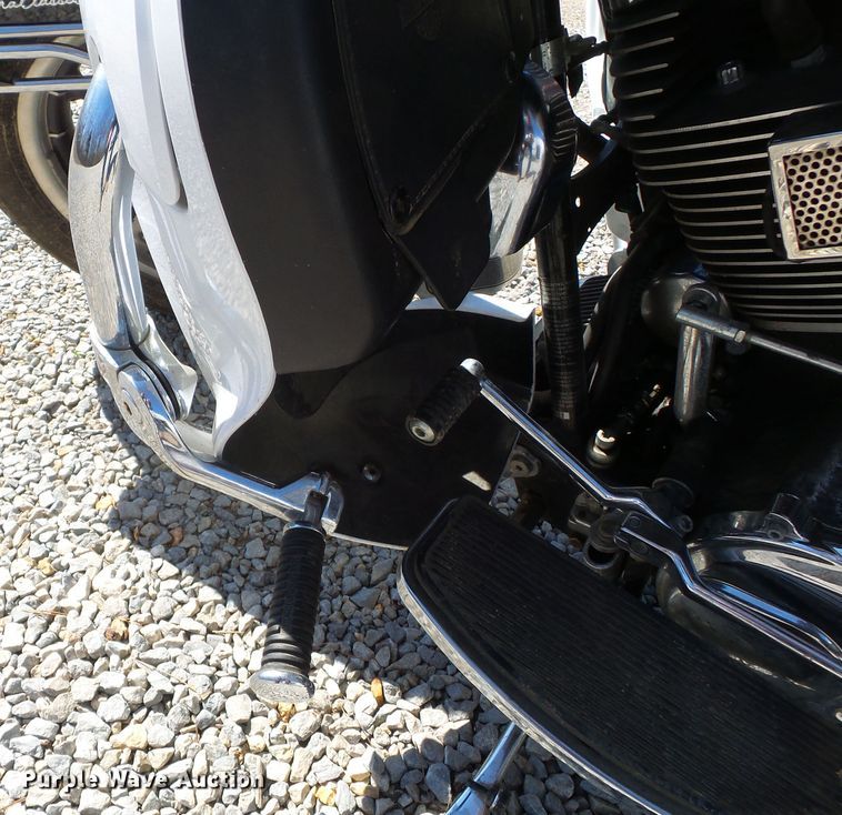 image for item DH7898 2008 Harley Davidson FLHTCU Ultra Classic motorcycle