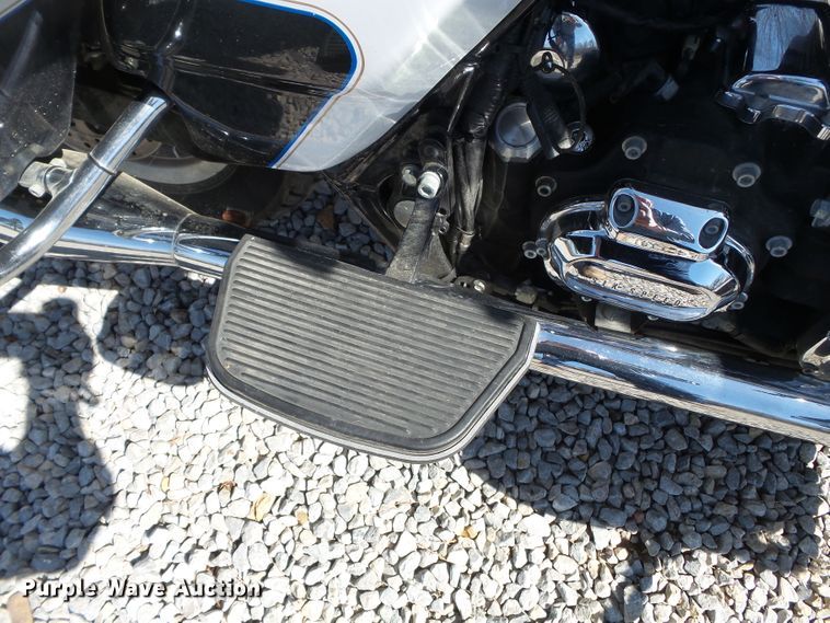 image for item DH7898 2008 Harley Davidson FLHTCU Ultra Classic motorcycle