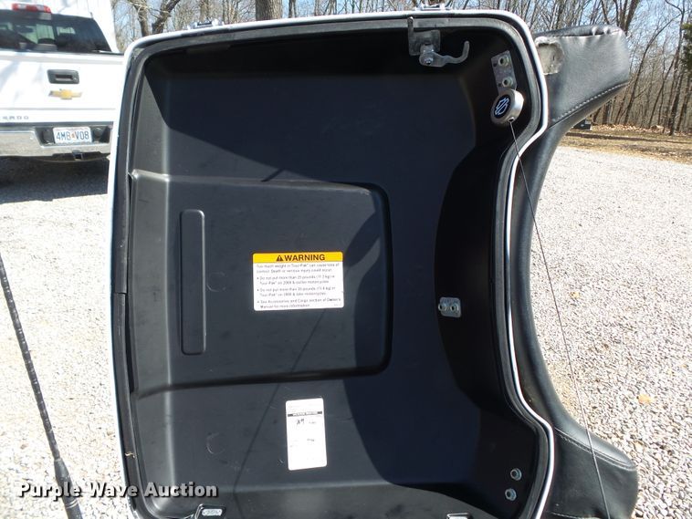 image for item DH7898 2008 Harley Davidson FLHTCU Ultra Classic motorcycle