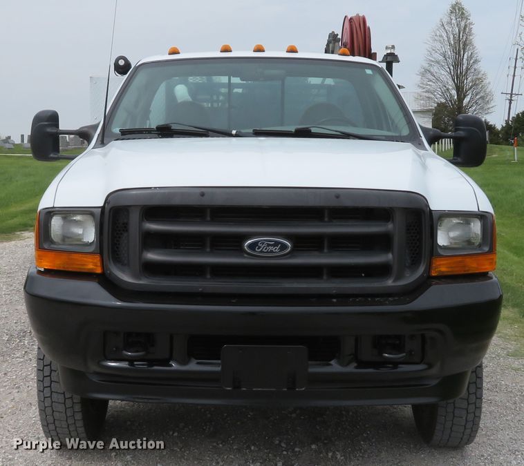 image for item DI2145 2001 Ford F550 Super Duty XL service truck