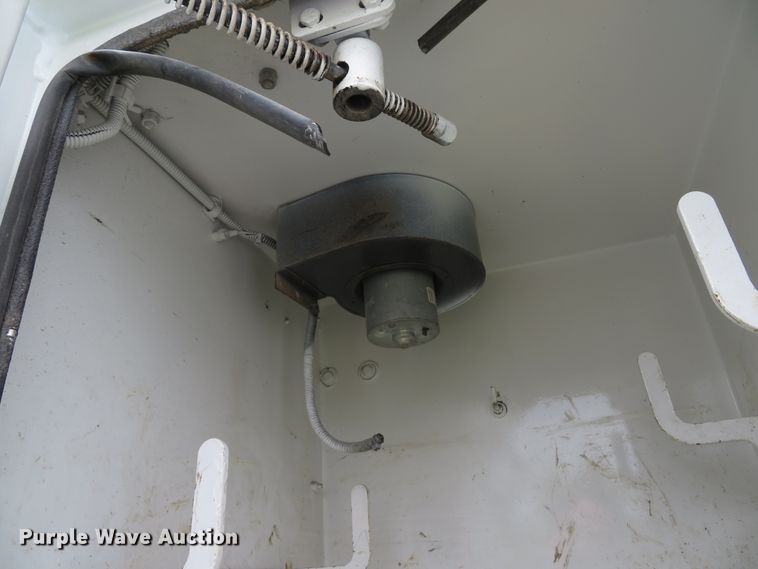 image for item DI2145 2001 Ford F550 Super Duty XL service truck