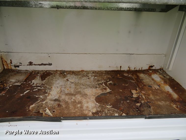 image for item DI2145 2001 Ford F550 Super Duty XL service truck