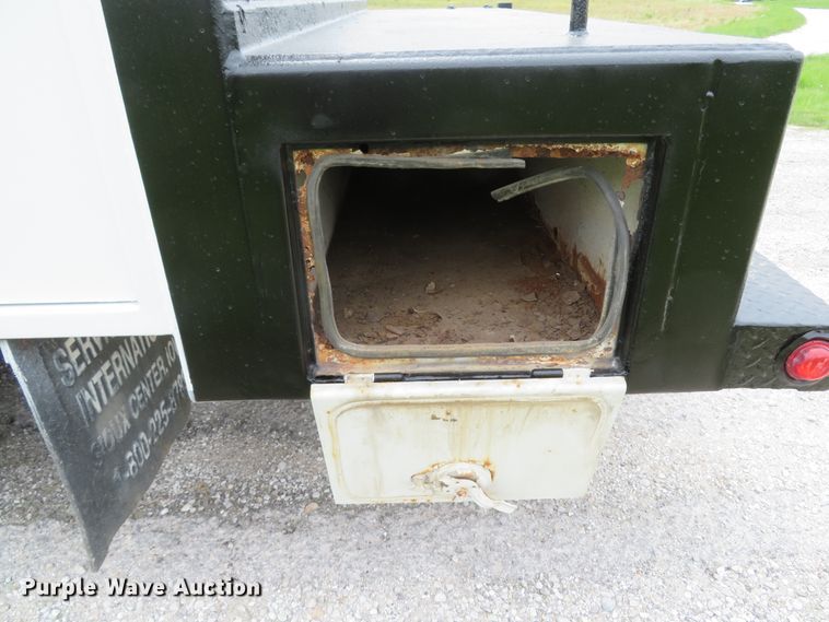 image for item DI2145 2001 Ford F550 Super Duty XL service truck