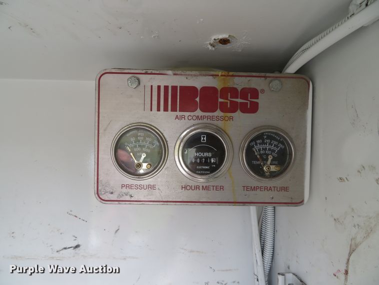 image for item DI2145 2001 Ford F550 Super Duty XL service truck