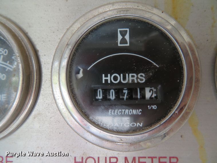 image for item DI2145 2001 Ford F550 Super Duty XL service truck