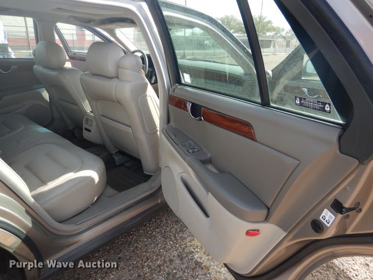 image for item DJ8759 2003 Cadillac DeVille