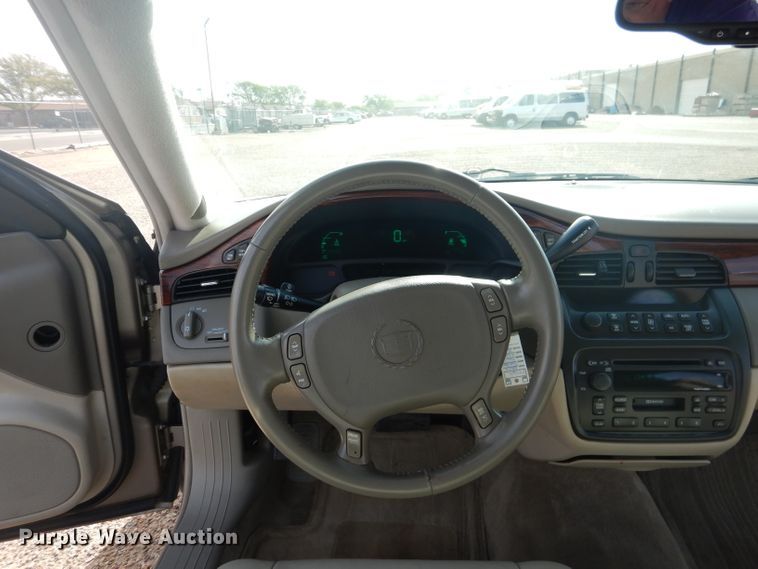 image for item DJ8759 2003 Cadillac DeVille