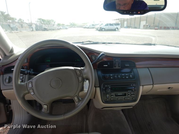 image for item DJ8759 2003 Cadillac DeVille