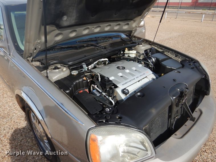 image for item DJ8759 2003 Cadillac DeVille