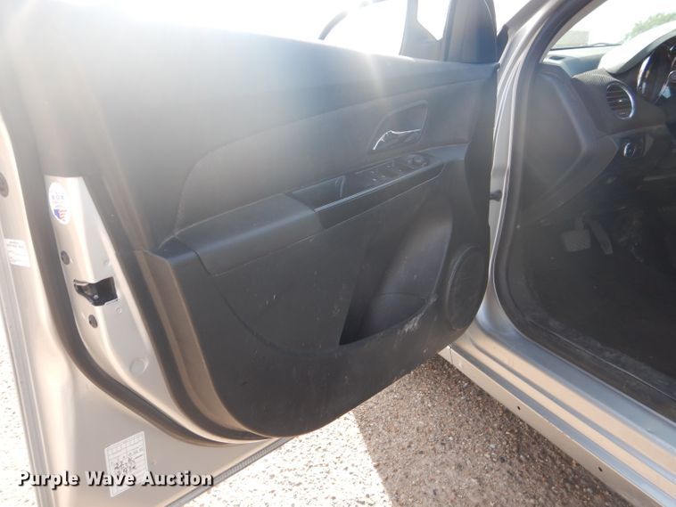 image for item DJ8760 2014 Chevrolet Cruze LTZ