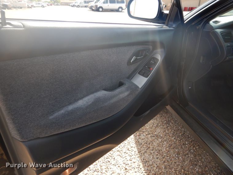 image for item DJ8761 2002 Honda Accord LTZ