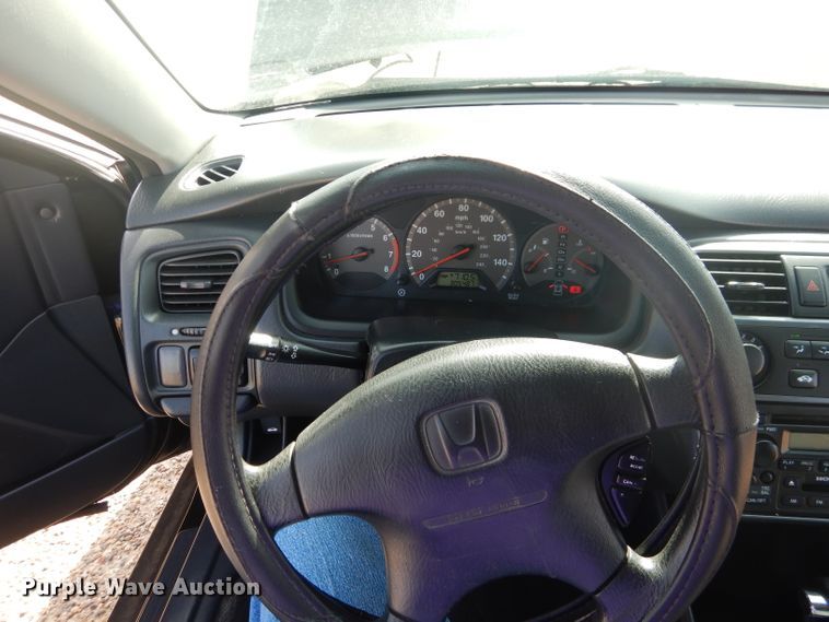 image for item DJ8761 2002 Honda Accord LTZ