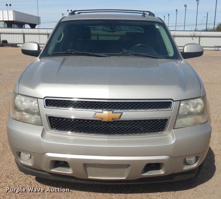 image for item DJ8762 2008 Chevrolet Avalanche LS  Crew Cab pickup truck