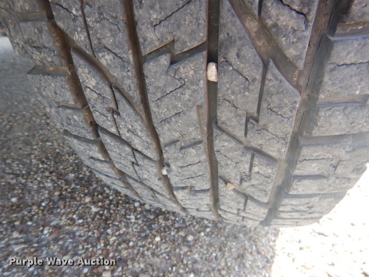 image for item DJ8762 2008 Chevrolet Avalanche LS  Crew Cab pickup truck