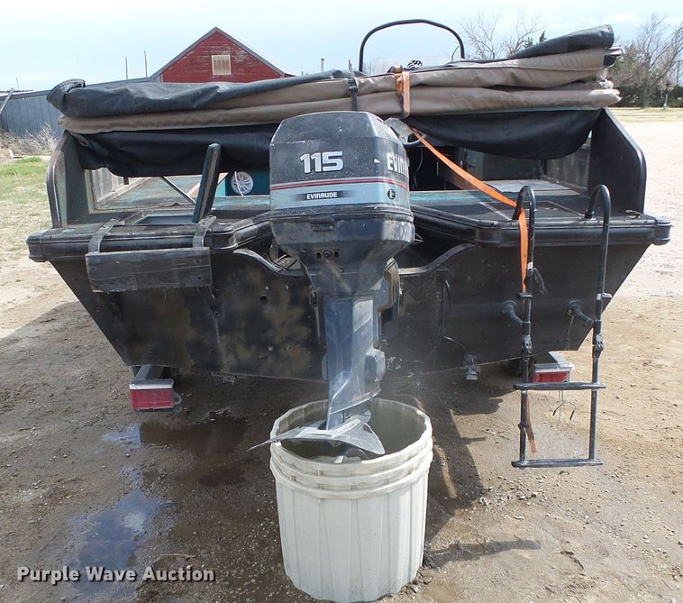 image for item EL9117 1996 Lowe Outlaw 1900 boat