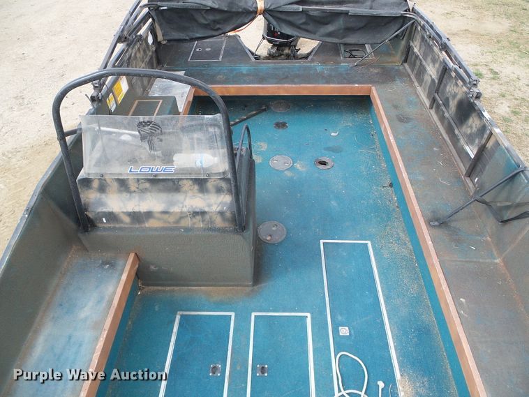 image for item EL9117 1996 Lowe Outlaw 1900 boat