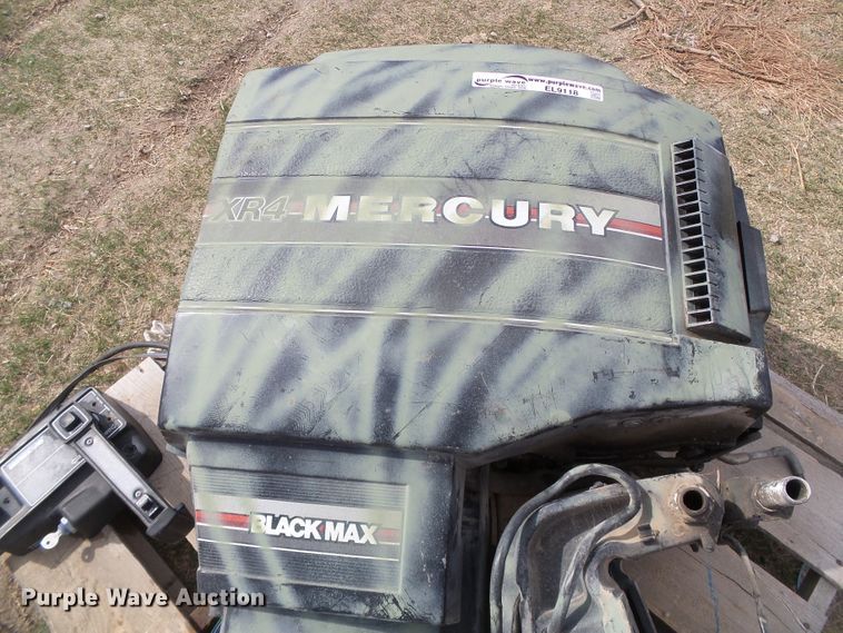 image for item EL9118 Mercury XR4 Black Max gas outboard engine