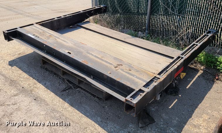 image for item EL9808 Maxon Rail Lift DMD end gate lift