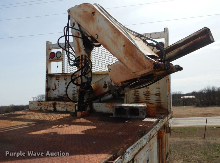 image for item ES9538 Flatbed with crane