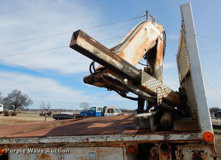 image for item ES9538 Flatbed with crane