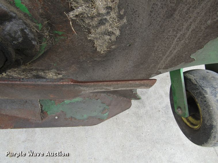 image for item FD9404 2003 John Deere 1600 Turbo lawn mower