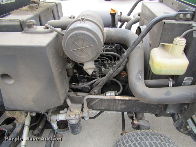 image for item FD9404 2003 John Deere 1600 Turbo lawn mower