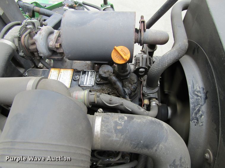 image for item FD9404 2003 John Deere 1600 Turbo lawn mower