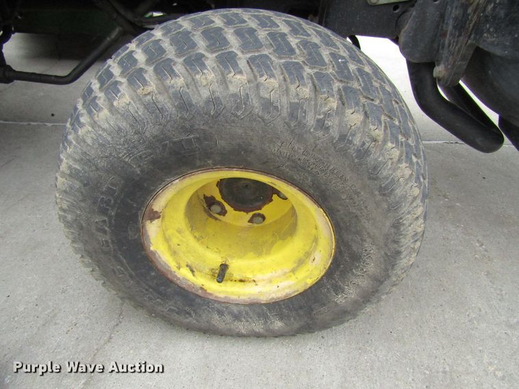 image for item FD9404 2003 John Deere 1600 Turbo lawn mower