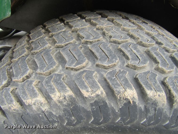 image for item FD9404 2003 John Deere 1600 Turbo lawn mower