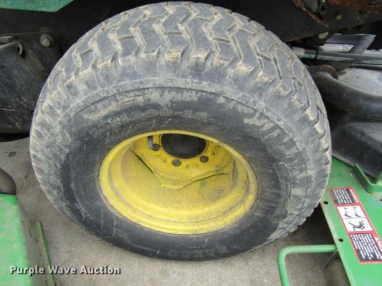 image for item FD9404 2003 John Deere 1600 Turbo lawn mower