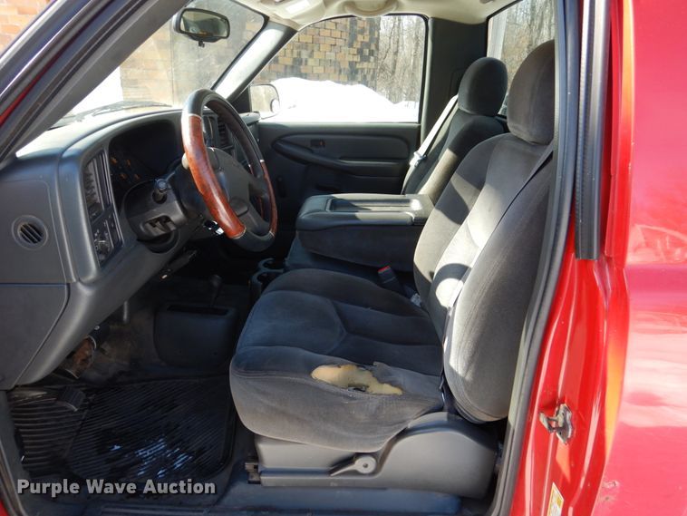 image for item FU9222 2006 GMC Sierra 1500 pickup truck