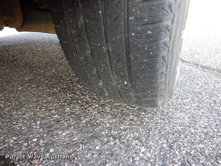 image for item FX9080 2004 GMC Sierra 1500  pickup truck