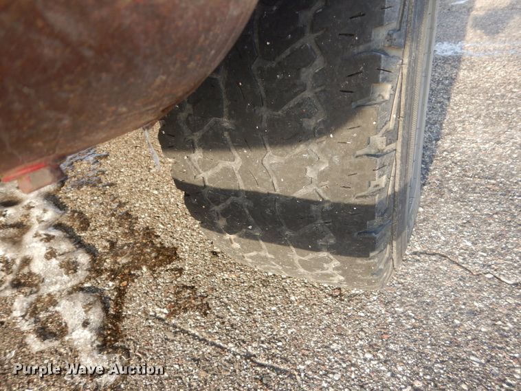 image for item FX9080 2004 GMC Sierra 1500  pickup truck