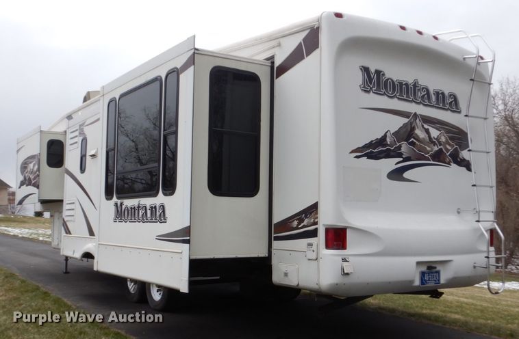 image for item FX9088 2007 Keystone Montana  camper