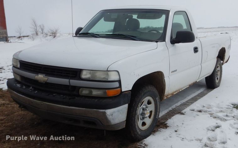 image for item FX9089 2001 Chevrolet Silverado 1500  pickup truck