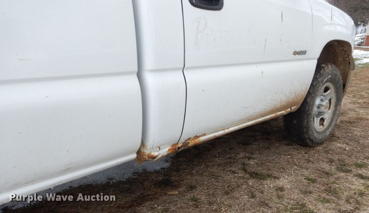 image for item FX9089 2001 Chevrolet Silverado 1500  pickup truck