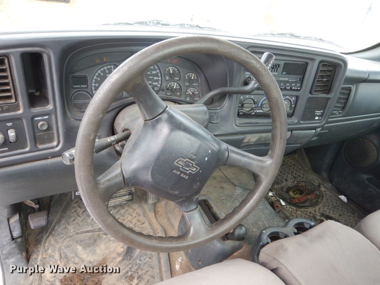 image for item FX9089 2001 Chevrolet Silverado 1500  pickup truck