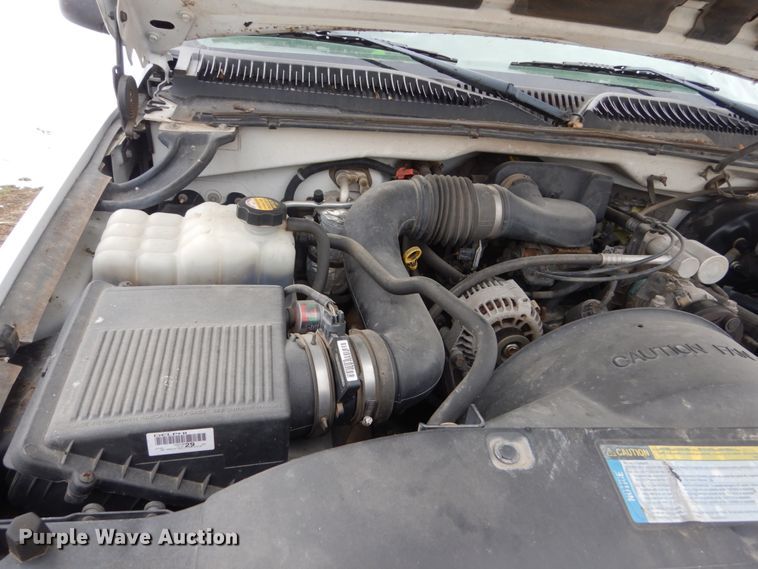 image for item FX9089 2001 Chevrolet Silverado 1500  pickup truck