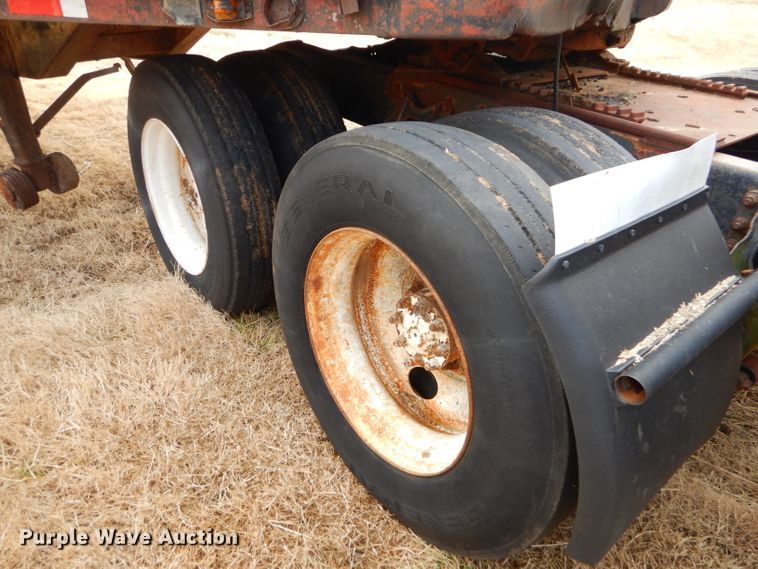 image for item GB9653 1985 International 9670 semi truck