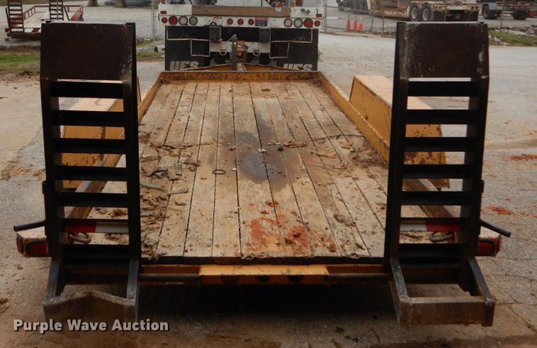 image for item GB9862 2005 Redi Haul utility trailer