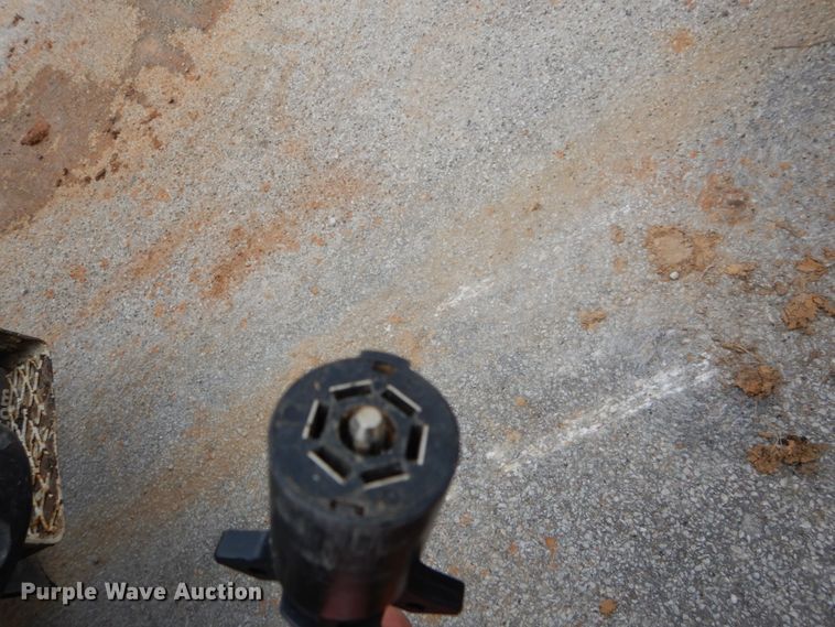 image for item GB9862 2005 Redi Haul utility trailer