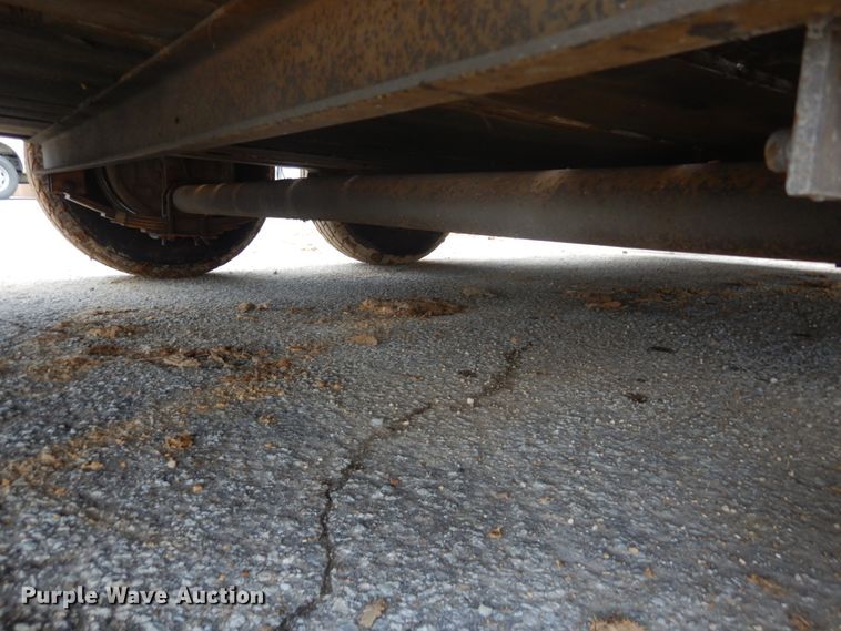 image for item GB9862 2005 Redi Haul utility trailer