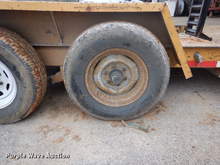 image for item GB9862 2005 Redi Haul utility trailer