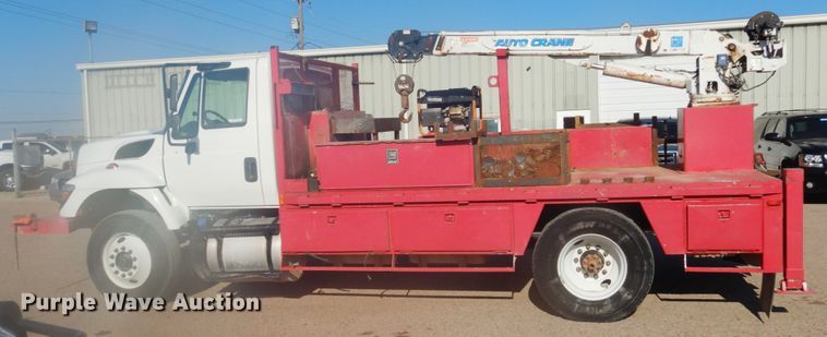 image for item GE9352 2017 International 7300 crane truck